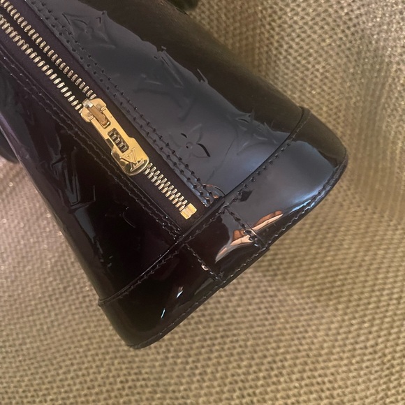 Louis Vuitton Patent Leather Alma PM Bag - Picture 7 of 10